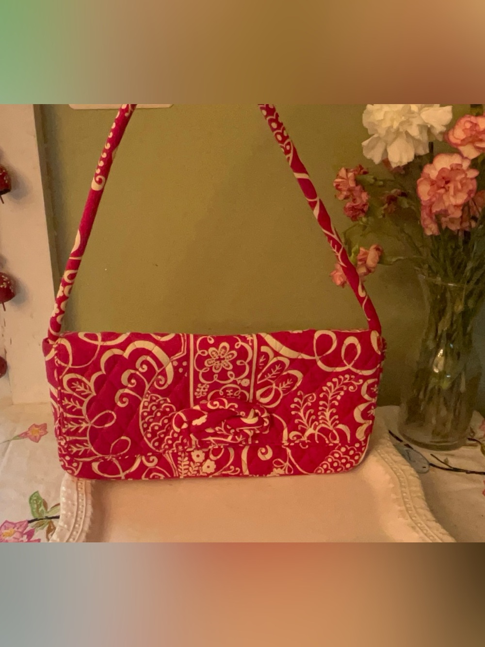 Vera Bradley Knot Just a Clutch in the Twirly Birds Pink pattern
